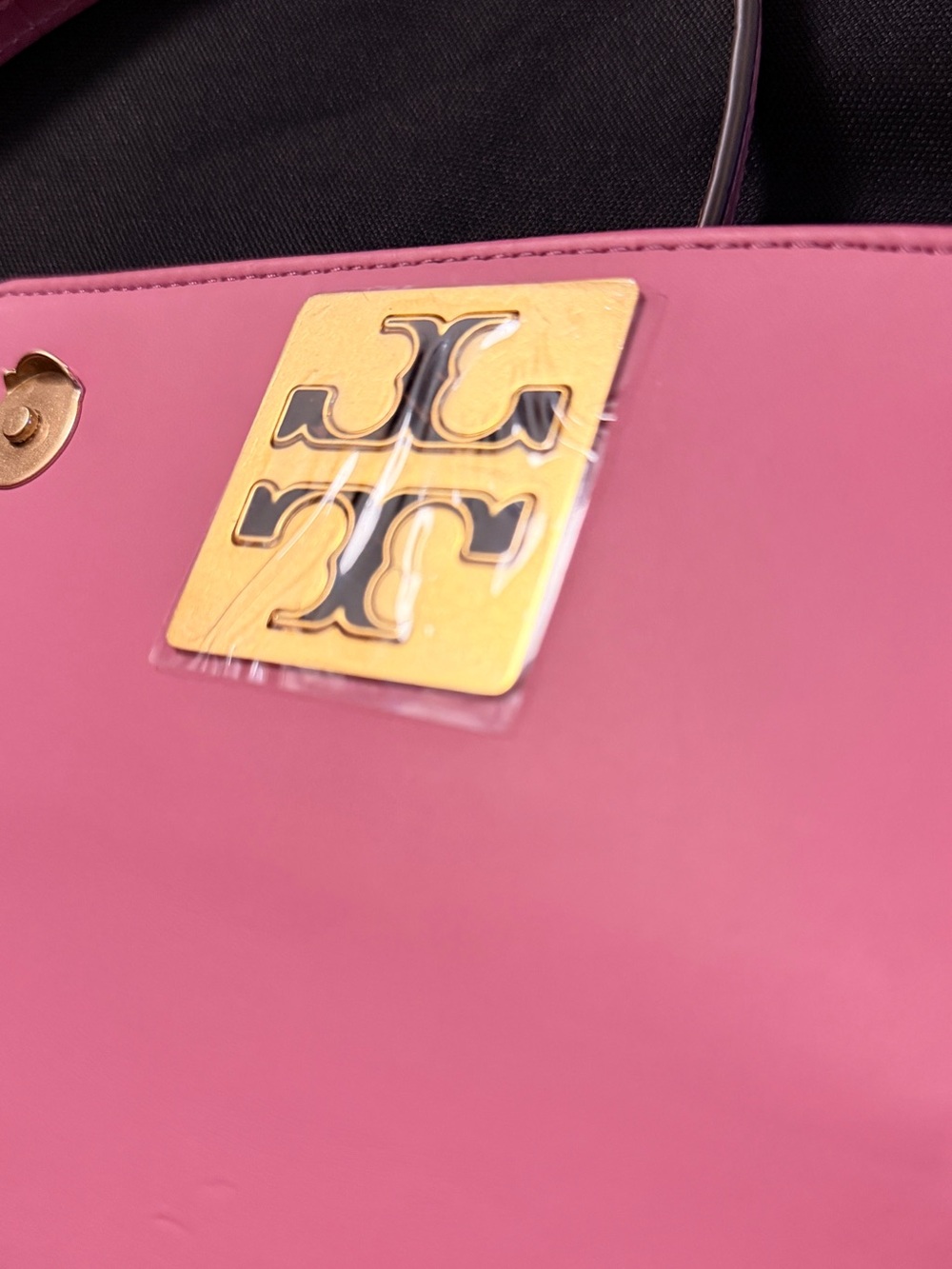 Tory Burch Pink Croc-Embossed Chain Crossbody with Gold Logo - Picture 5 of 6